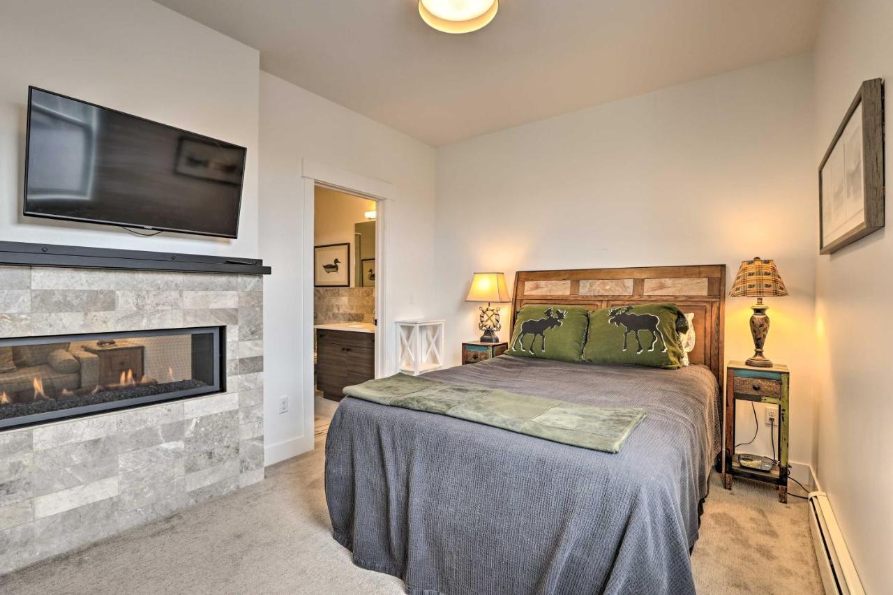Grand Lake Condo With Balcony And Mountain Views Экстерьер фото