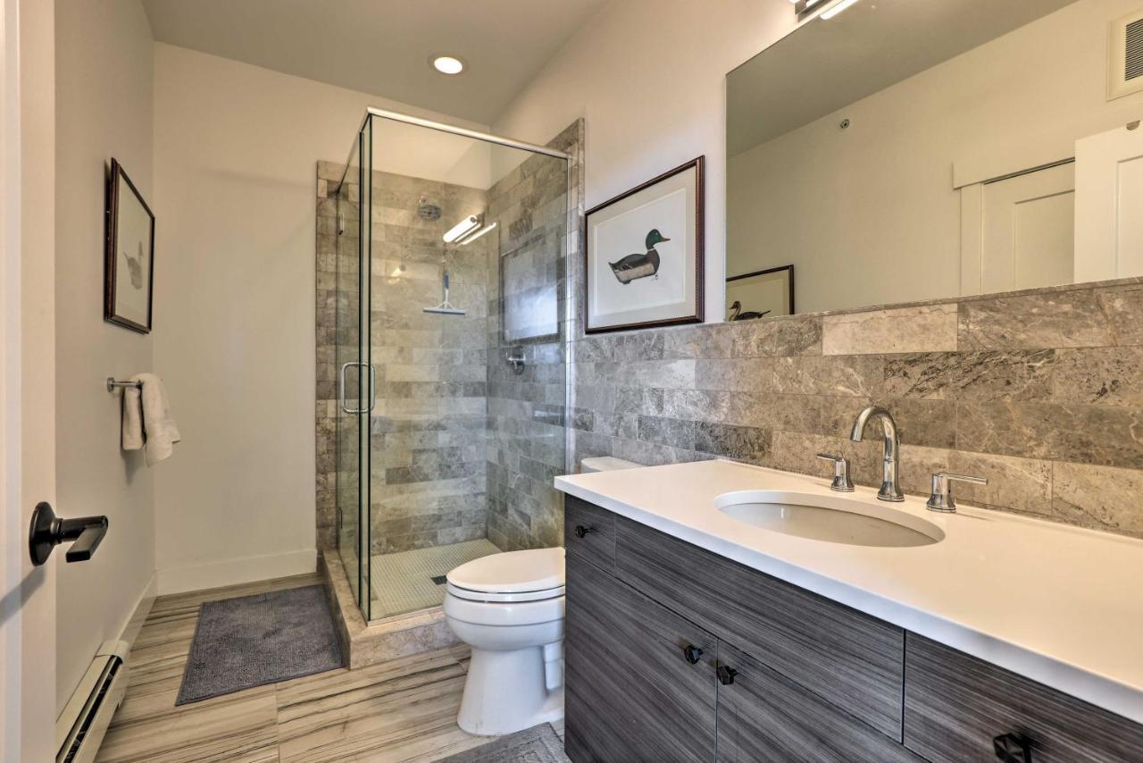 Grand Lake Condo With Balcony And Mountain Views Экстерьер фото